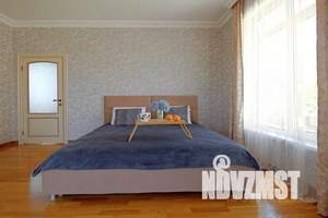 Дом 141м², 2-этажный, посуточно, 