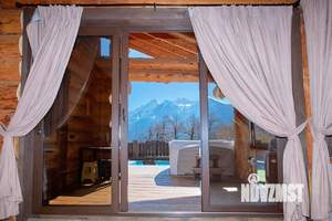 Коттедж 340м², 2-этажный, на длительный срок, 