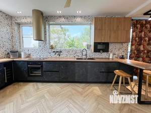 Дом 180м², 3-этажный, на длительный срок, 