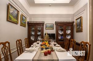 Дом 200м², 2-этажный, на длительный срок, 