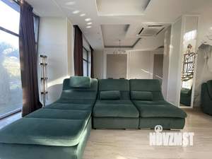 Коттедж 180м², 2-этажный, на длительный срок, 
