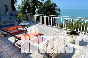 Дом 550м², 3-этажный, посуточно, 