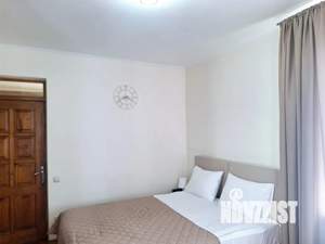 Дом 150м&sup2;, 3-этажный, посуточно, 