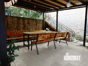 Коттедж 250м², 4-этажный, на длительный срок, 