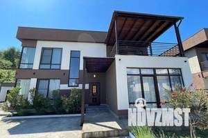 Дом 290м&sup2;, 2-этажный, посуточно, 