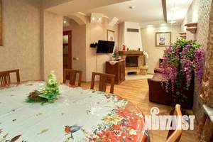 Дом 160м&sup2;, 3-этажный, посуточно, 