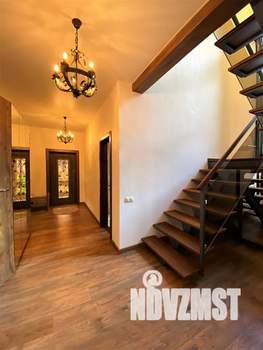 Дом 250м&sup2;, 2-этажный, посуточно, 