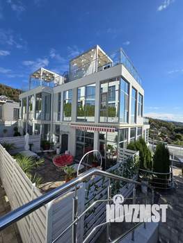 Таунхаус 130м², 3-этажный, на длительный срок, 