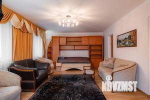 Дом 200м², 3-этажный, посуточно, 