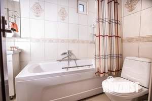 Дом 125м&sup2;, 2-этажный, посуточно, 