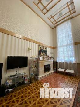 Дом 250м&sup2;, 3-этажный, посуточно, 