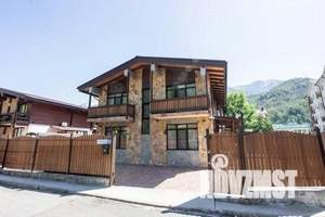 Дом 240м&sup2;, 2-этажный, посуточно, 