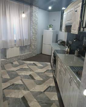 Дом 120м², 3-этажный, на длительный срок, 