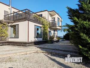 Дом 200м², 2-этажный, на длительный срок, 