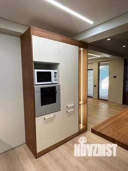 Коттедж 250м², 3-этажный, на длительный срок, 