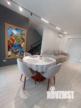 Таунхаус 130м², 3-этажный, на длительный срок, 