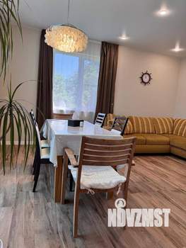 Коттедж 230м², 2-этажный, на длительный срок, 