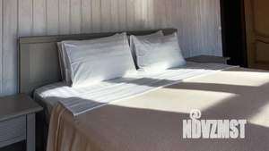 Дом 220м&sup2;, 2-этажный, посуточно, 