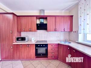 Таунхаус 225м², 2-этажный, на длительный срок, 