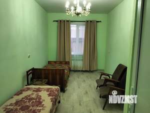 Дом 180м², 3-этажный, на длительный срок, 