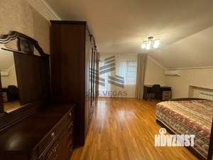Коттедж 250м², 3-этажный, на длительный срок, 