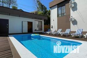 Дом 290м&sup2;, 2-этажный, посуточно, 