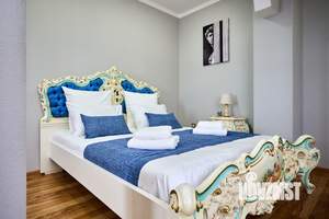 Дом 320м², 2-этажный, посуточно, 