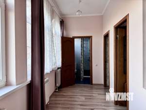 Дом 227м², 3-этажный, на длительный срок, 