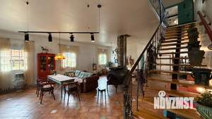 Дом 176м&sup2;, 2-этажный, на длительный срок, 