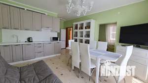 Дом 72м², 3-этажный, посуточно, 