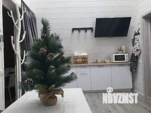 Дом 42м&sup2;, 2-этажный, посуточно, 