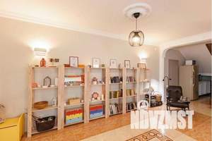 Дом 340м², 2-этажный, посуточно, 