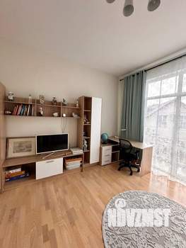 Коттедж 260м², 2-этажный, на длительный срок, 