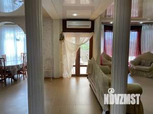 Дом 320м², 3-этажный, посуточно, 