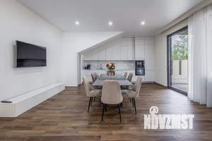 Дом 368м², 2-этажный, посуточно, 