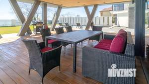 Дом 420м&sup2;, 2-этажный, на длительный срок, 