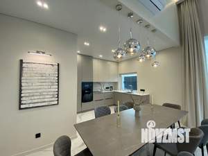 Дом 230м&sup2;, 3-этажный, посуточно, 