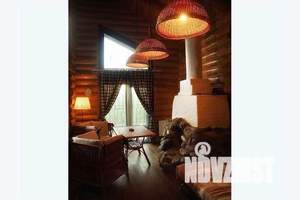 Дом 250м&sup2;, 2-этажный, посуточно, 