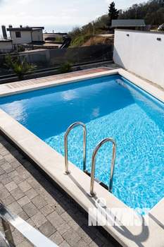 Коттедж 350м², 3-этажный, на длительный срок, 