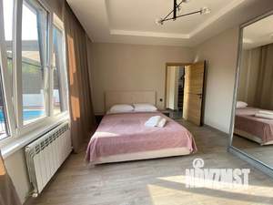 Дом 220м&sup2;, 3-этажный, посуточно, 