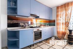 Дом 40м², 3-этажный, посуточно, 