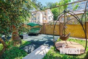 Дом 900м², 3-этажный, посуточно, 