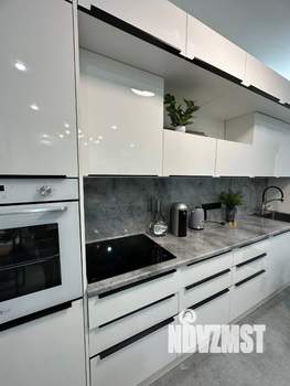 Дом 160м&sup2;, 4-этажный, посуточно, 