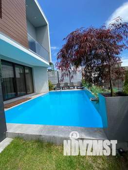 Дом 190м², 2-этажный, посуточно, 