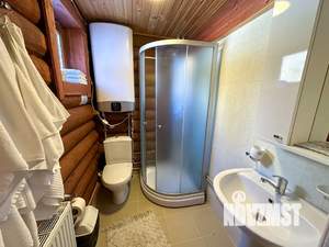 Дом 40м&sup2;, 2-этажный, посуточно, 