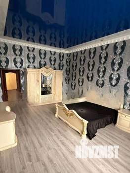 Коттедж 300м&sup2;, 3-этажный, на длительный срок, 