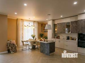 Дом 240м&sup2;, 3-этажный, посуточно, 