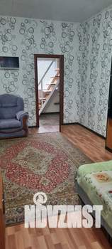 Дом 162м&sup2;, 3-этажный, посуточно, 