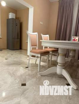 Дом 250м², 3-этажный, посуточно, 