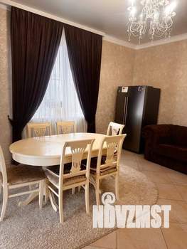 Дом 475м², 2-этажный, посуточно, 